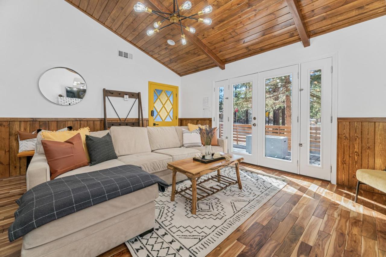 Yellow Pine Lodge - Charming Cottage Style Cabin With Peak-A-Boo Lake And Mountain Views Big Bear Lake Zewnętrze zdjęcie