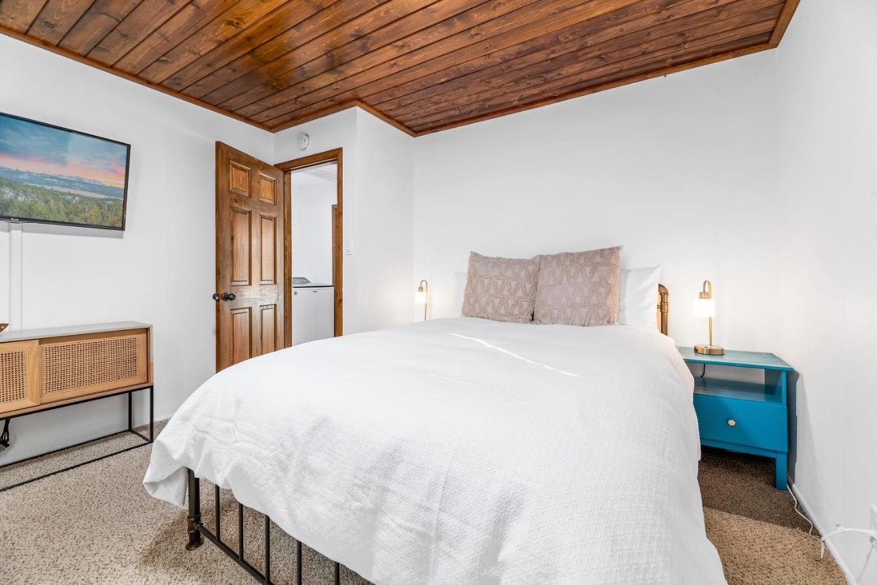 Yellow Pine Lodge - Charming Cottage Style Cabin With Peak-A-Boo Lake And Mountain Views Big Bear Lake Zewnętrze zdjęcie