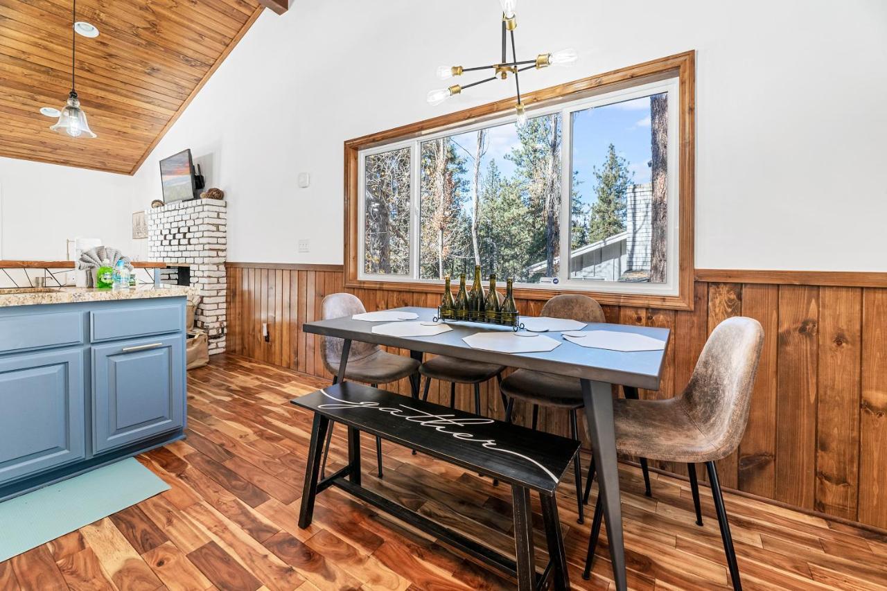 Yellow Pine Lodge - Charming Cottage Style Cabin With Peak-A-Boo Lake And Mountain Views Big Bear Lake Zewnętrze zdjęcie